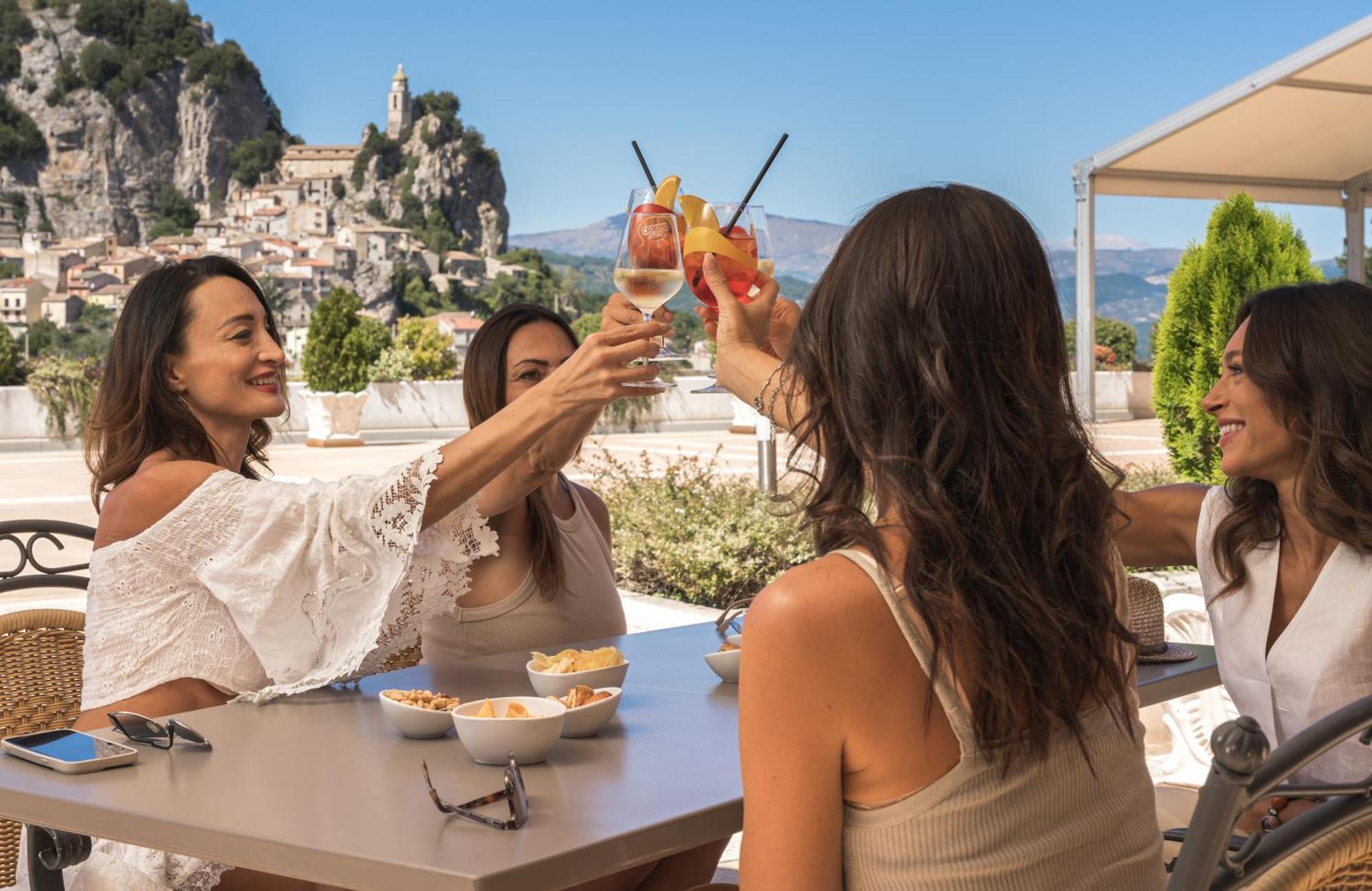 Domus Hotel Bagnoli del Trigno Kültér fotó